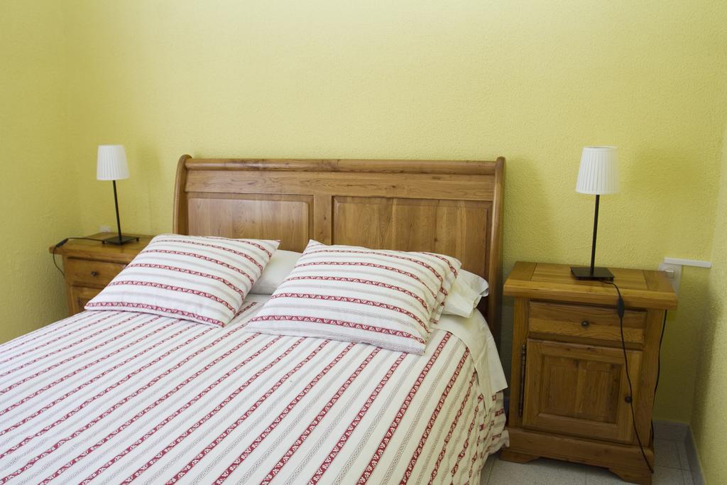 Holiday Home Can Clerc Osor Екстериор снимка