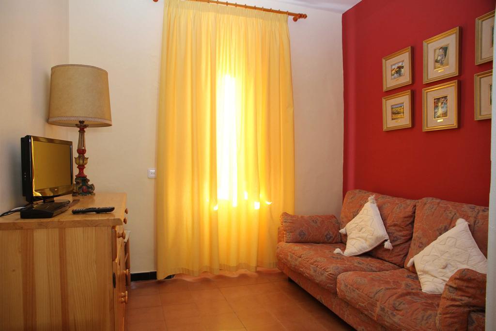 Holiday Home Can Clerc Osor Стая снимка
